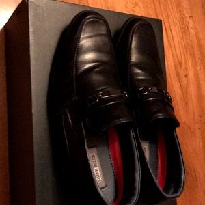 Dress shoes